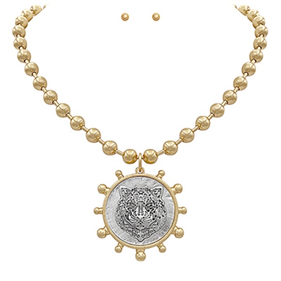 Tiger Coin Necklace Set - Picture 2 of 3